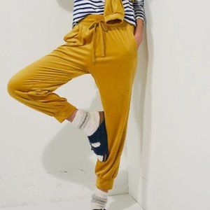 Anthropologie Merida Velvet Joggers Gold Size XL